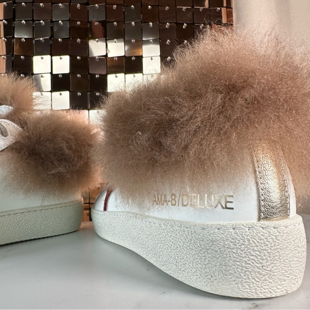 AMA ‘SLAM’ Made In Italy White With Red Star & Brown Fur Trim Size 37 NIB - Picture 14 of 15